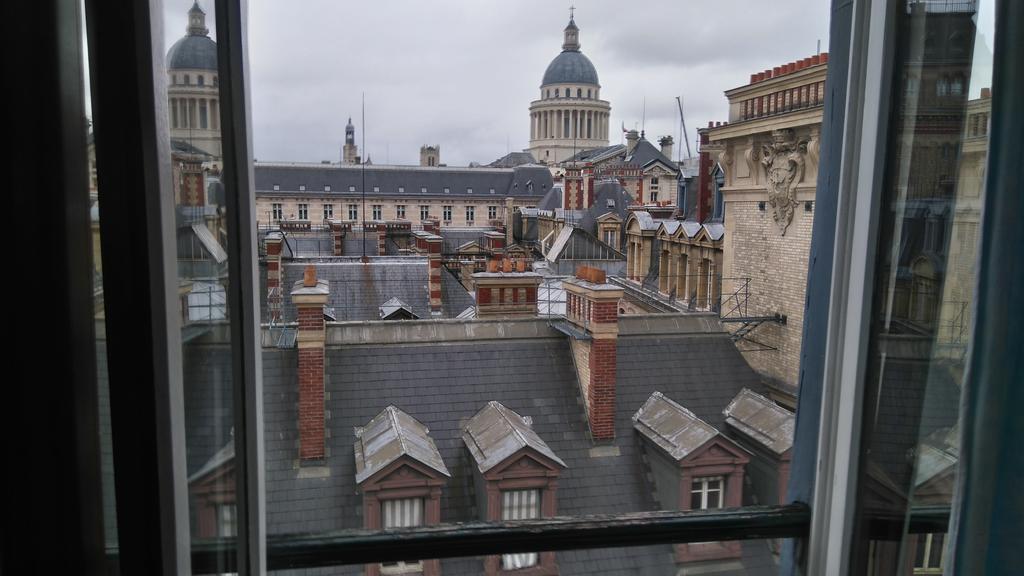 Hotel Cluny Sorbonne Paris Bagian luar foto